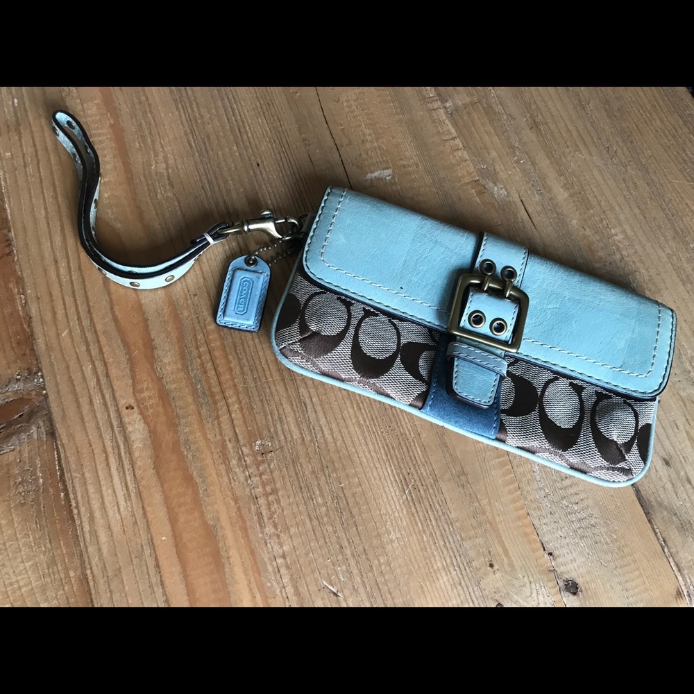 SOLD Coach Wristlet